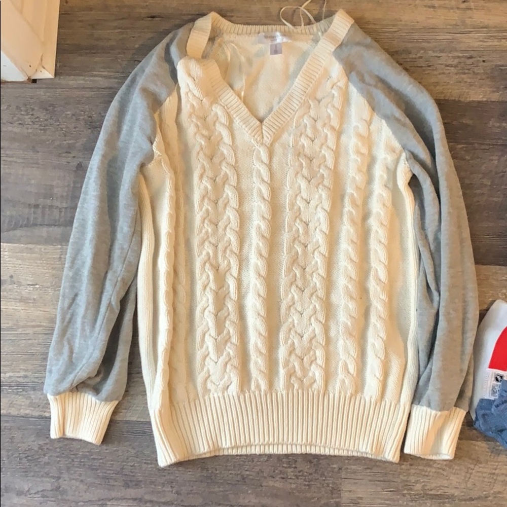 Maternity sweater